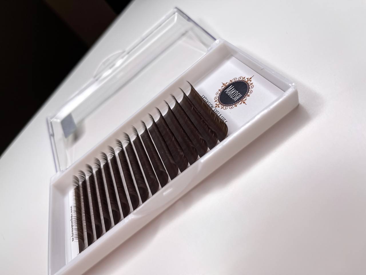 CLASSIC LASHES FLAT BROWN